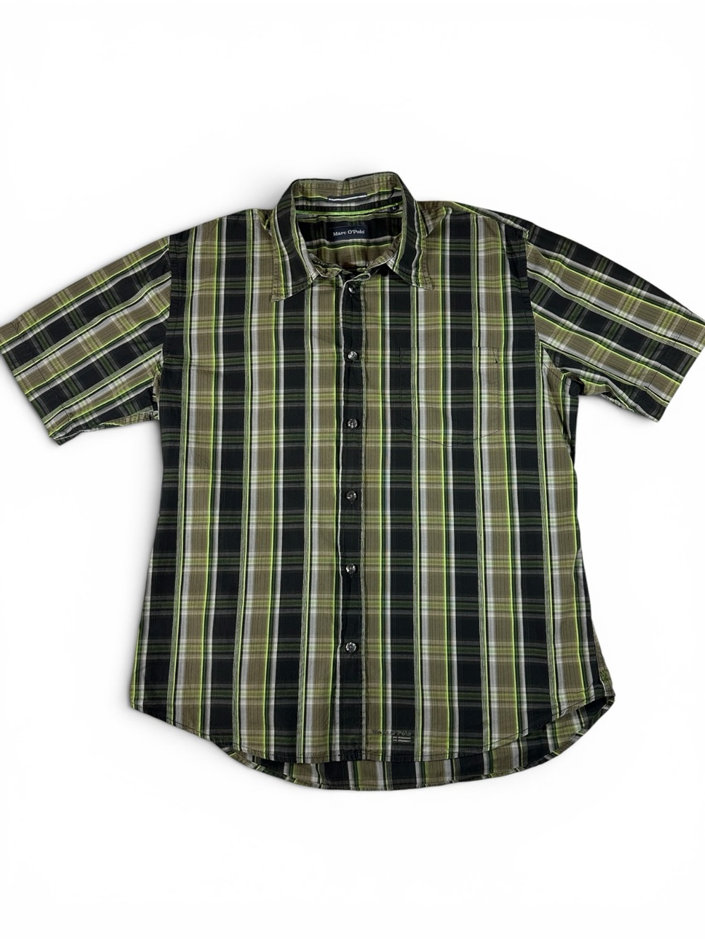 Short-Sleeve Plaid Button-Down Shirt in Green and Black